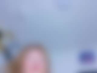 Live cam show with kazsandrah - Blonde Hair Middle Aged on sexylive.show
