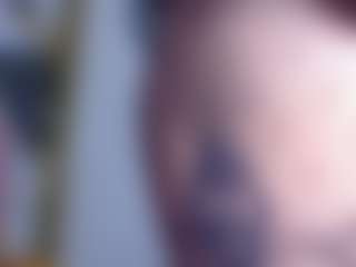 Live cam show with kazsandrah - Smoking on StripNow
