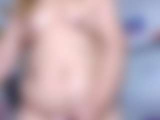 kazsandrah MILF webcam performer live streaming