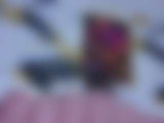 Live cam show with kazsandrah - Granny Big Ass on friskycurves.com