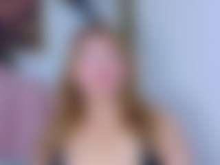 Live cam show with kazsandrah - Curvy MILF on Fling VIP Chat