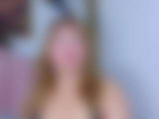 kazsandrah MILF webcam performer live streaming