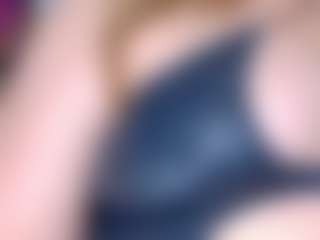 Live cam show with kazsandrah - Ahegao on Camsoda