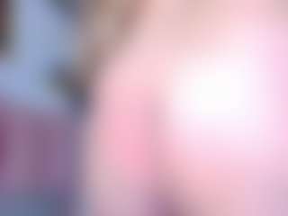 Live cam show with kazsandrah - Upskirt on StripNow