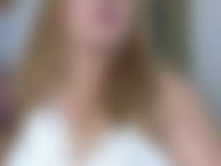 Live cam show with kazsandrah - Granny MILF on CamClone