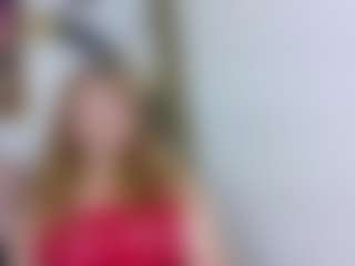 kazsandrah MILF webcam performer live streaming