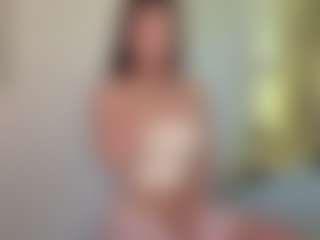Live cam show with Adele - Swallow on fapnchat