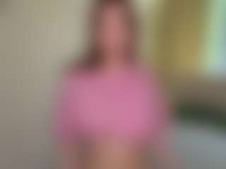 Live cam show with Adele - Upskirt on studioflirtlive.com