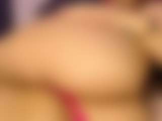 Live cam show with Aliceprice-lu - Blonde Hair on Camsoda