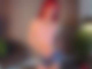 Live cam show with Vanessa - Ball Sucking on xDating