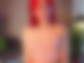 Live cam show with Vanessa - Sweet on friskycurves.com
