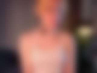 Live cam show with Vanessa - Ass Clapping on Camsoda