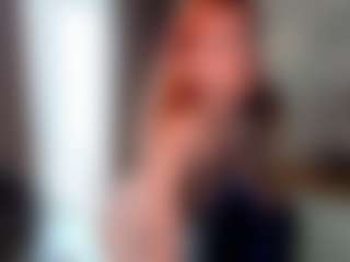 Live cam show with Vanessa - Dirty Talk on SquirtSoMuch