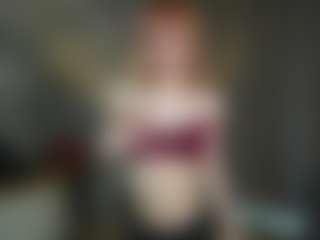Live cam show with Vanessa - Red Hair Lush on live.xheat.ai