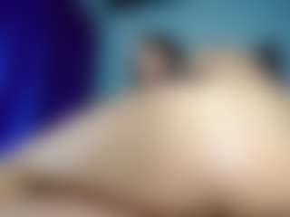 Eemily3's Live Sex Cam Show
