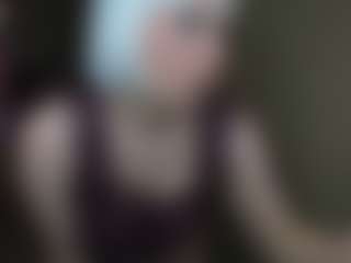 Live cam show with EvaLawrence - Big Tits on AdultVida.com
