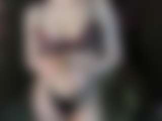 Live cam show with EvaLawrence - Big Tits on StripNow