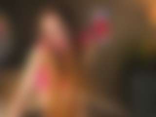 Live cam show with Evelyn - Body Massage on SquirtSoMuch
