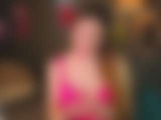 Live cam show with Evelyn - Body Massage on SpunkLive