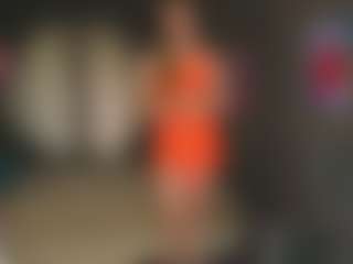 Evelyn's Live Sex Cam Show
