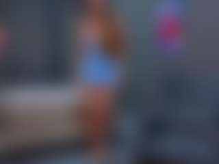 Live cam show with Evelyn - Fingering MILF on Camsoda