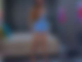 Live cam show with Evelyn - Public on madthumbs