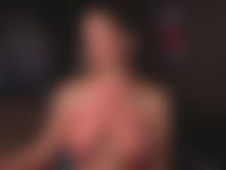 Live cam show with Evelyn - Athletic Middle Aged on pussylord.com