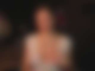 Evelyn's Live Sex Cam Show