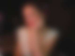 Evelyn's Live Sex Cam Show