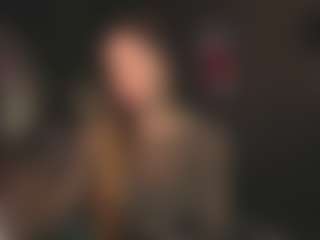 Live cam show with Evelyn - Green Eyes on StripNow