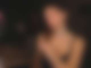 Live cam show with Evelyn - Athletic Middle Aged on https://playwithruby.com