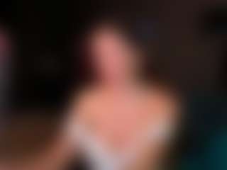 Evelyn's Live Sex Cam Show