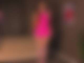 Live cam show with Evelyn - Athletic Middle Aged on intimatelivegirls.com