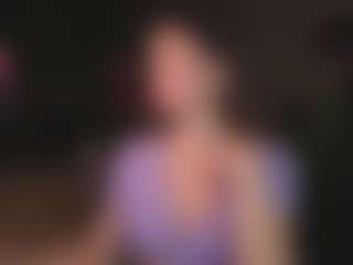 Live cam show with Evelyn - Middle Aged on chickslive.net