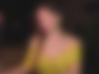 Live cam show with Evelyn - Solo on Fling VIP Chat