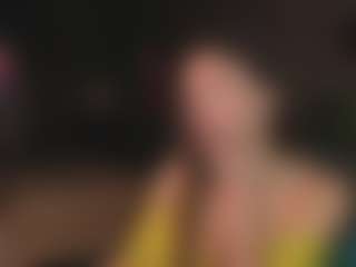 Live cam show with Evelyn - Middle Aged on Soda Cam