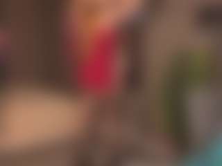Live cam show with Evelyn - Skinny MILF on slutload