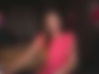 Spettacolo in cam dal vivo con Evelyn - Striptease su Camsoda