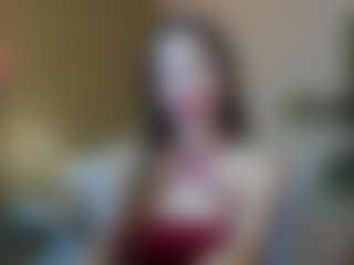 Live cam show with Evelyn - Sexting Curvy on Camsoda