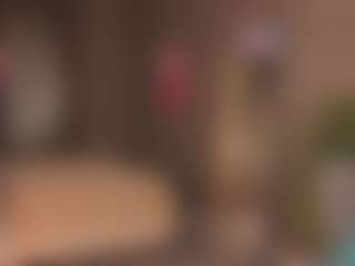 Live cam show with Evelyn - Cute on Camsoda