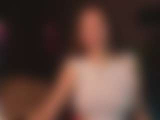 Evelyn's Live Sex Cam Show