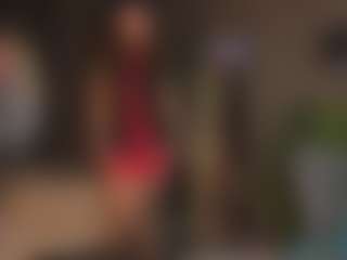 Live cam show with Evelyn - Athletic MILF on camwithhim.com
