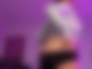 Aimz2Please's Live Sex Cam Show