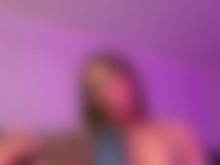 Aimz2Please's Live Sex Cam Show