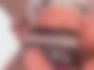 Live cam show with Maya-house - Drinking on CamClone