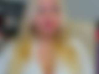 Live cam show with SamanthaPINK - Freaky on Fit Hotties