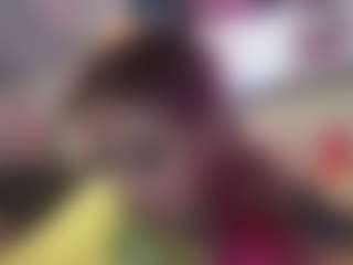 Live cam show with brattyangelica - Flashing on ObeyMaria