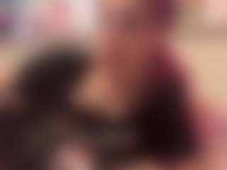 Live cam show with brattyangelica - Shower on friskycurves.com