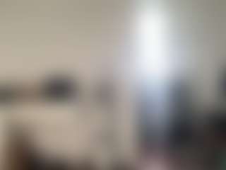 Mrshyboy32's Live Sex Cam Show