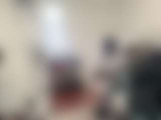 Mrshyboy32's Live Sex Cam Show